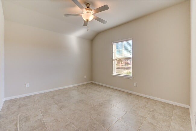 Building Photo - 1207 Cascade Hls Dr