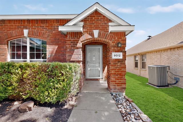 Building Photo - 9012 Boone Dr