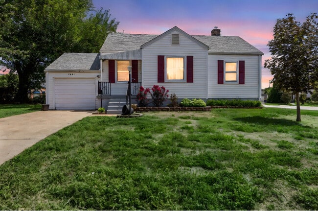 Building Photo - 3661 St Marguerite Ln