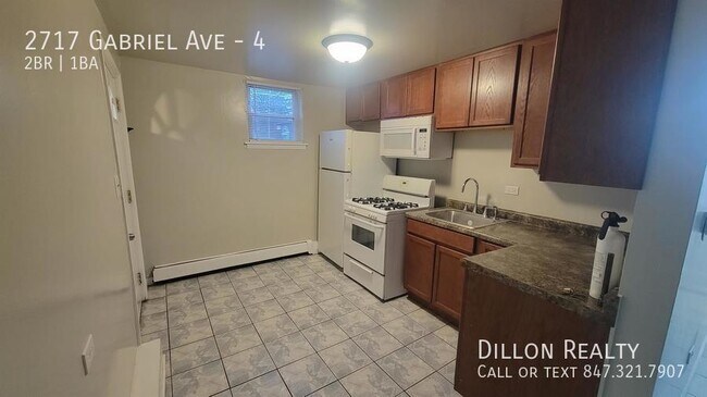 Foto del edificio - 2717 Gabriel Ave