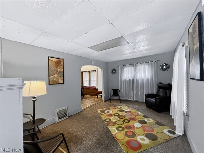 Building Photo - 898 Haynes St