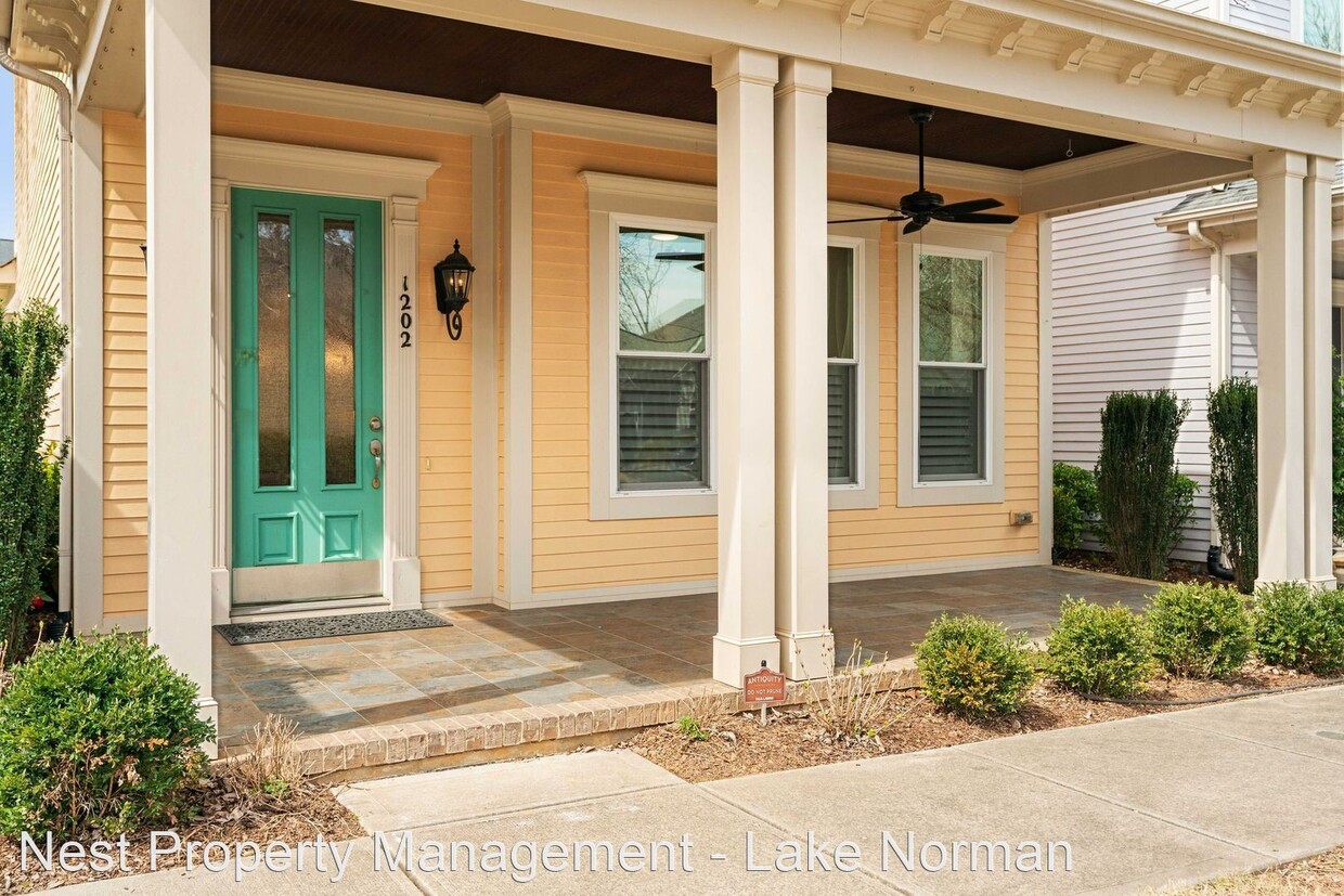 Foto principal - 3 br, 2.5 bath House - 1202 South Street