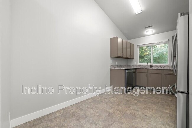 Foto del edificio - 788 N 1060 W