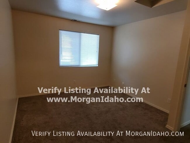 Building Photo - 6723 W Overland Rd