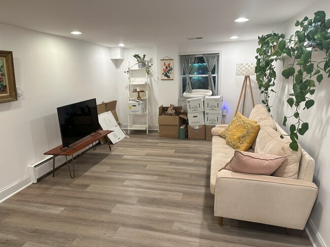 Foto del edificio - 1429 Shepherd St NW