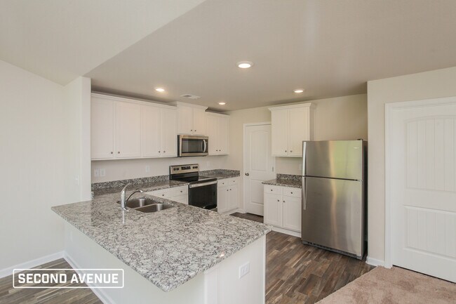 Building Photo - 317 Greenwood Valley Ct