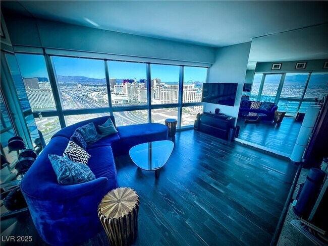 Building Photo - 4471 Dean Martin Dr