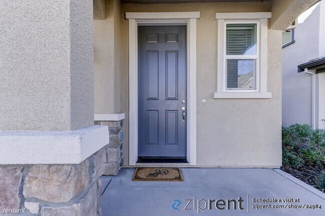 Building Photo - 4 br, 2.5 bath House - 3237 Auburn Leaf Lo...