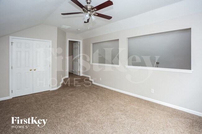 Foto del edificio - 10311 Fairbourne Ct