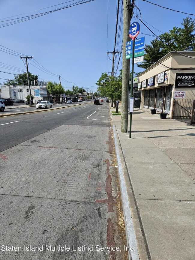 Building Photo - 4001 Hylan Blvd