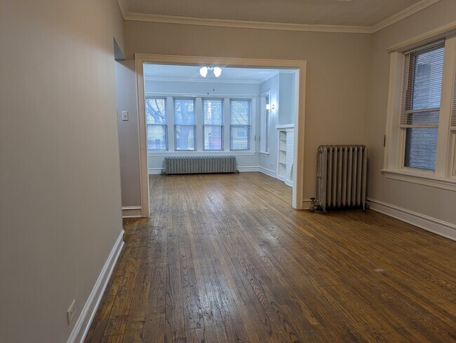 Foto del edificio - 5650 N Spaulding Ave