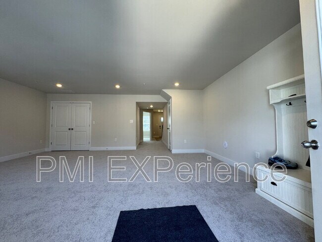Photo - 10705 Millport St Townhome