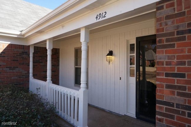 Foto del edificio - 4 br, 3 bath House - 4912 Bradfield Run