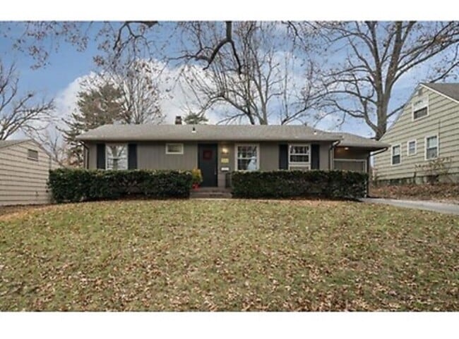 Foto del edificio - 2711 W 71st Terrace