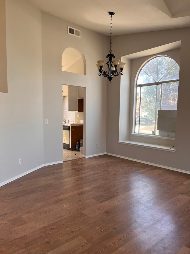 Building Photo - 1188 Don Carlos Ct