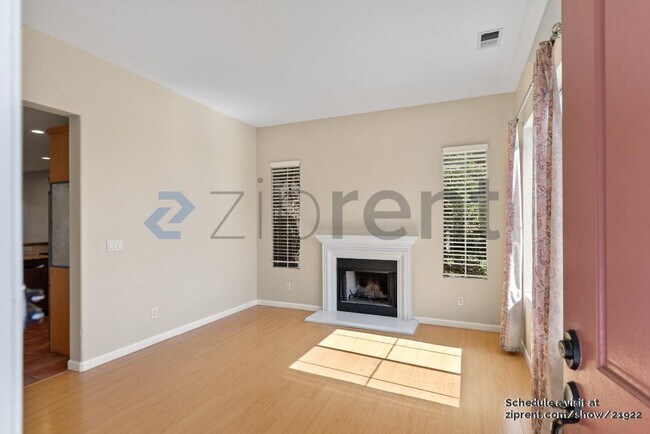 Building Photo - 3489 Glenprosen Ct