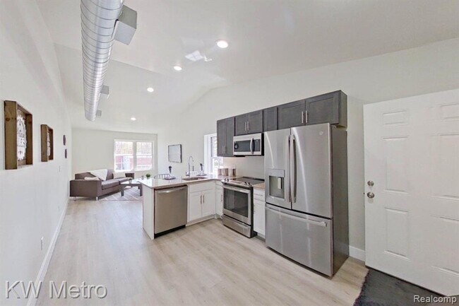 Foto del edificio - 695 Livernois St