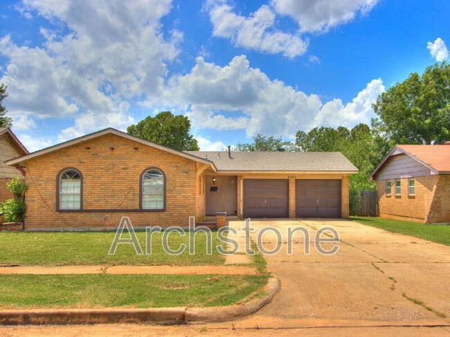 Building Photo - 4501 Meadowvale Dr