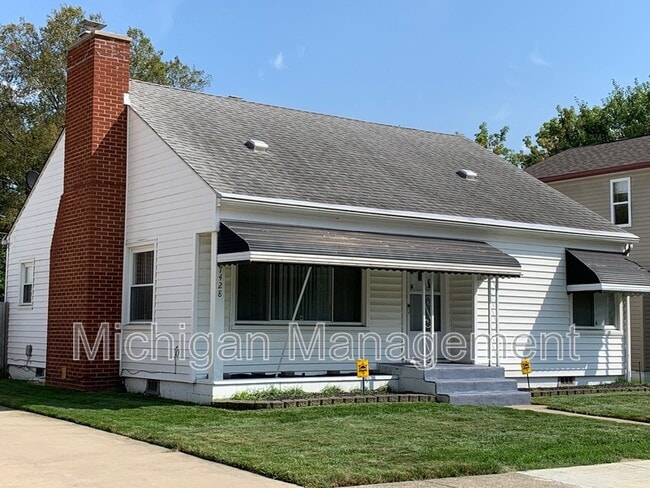 Photo - 7428 Deering St House
