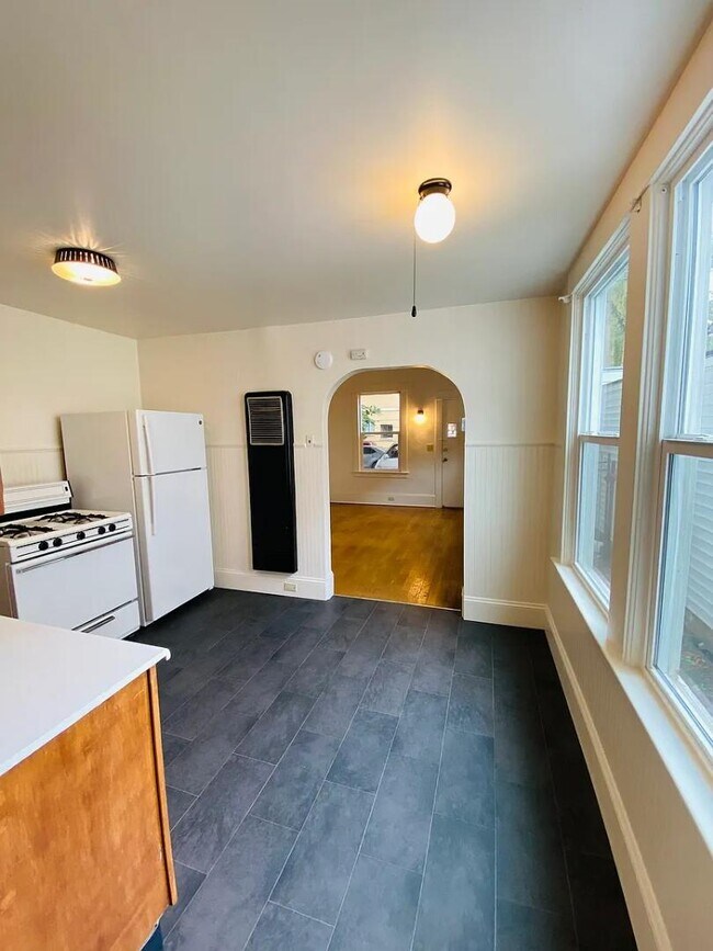 Photo - 830 SE 29th Ave Apartment