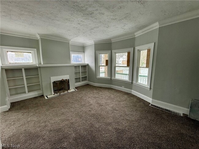 Foto del edificio - 9215 Yale Ave