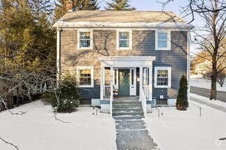 Building Photo - 13 Chapin St