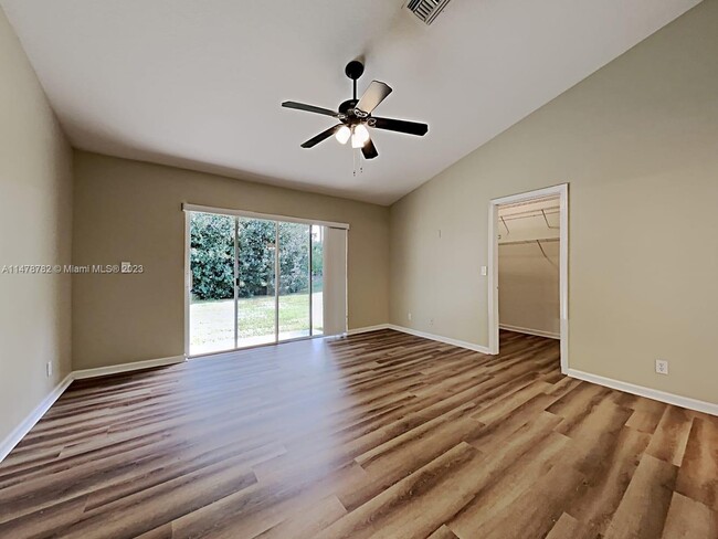 Building Photo - 6736 Blue Bay Cir