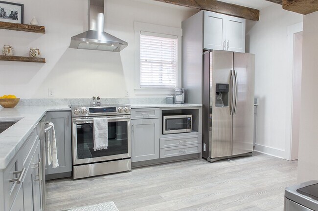 Photo - 19 Princess St Townhome