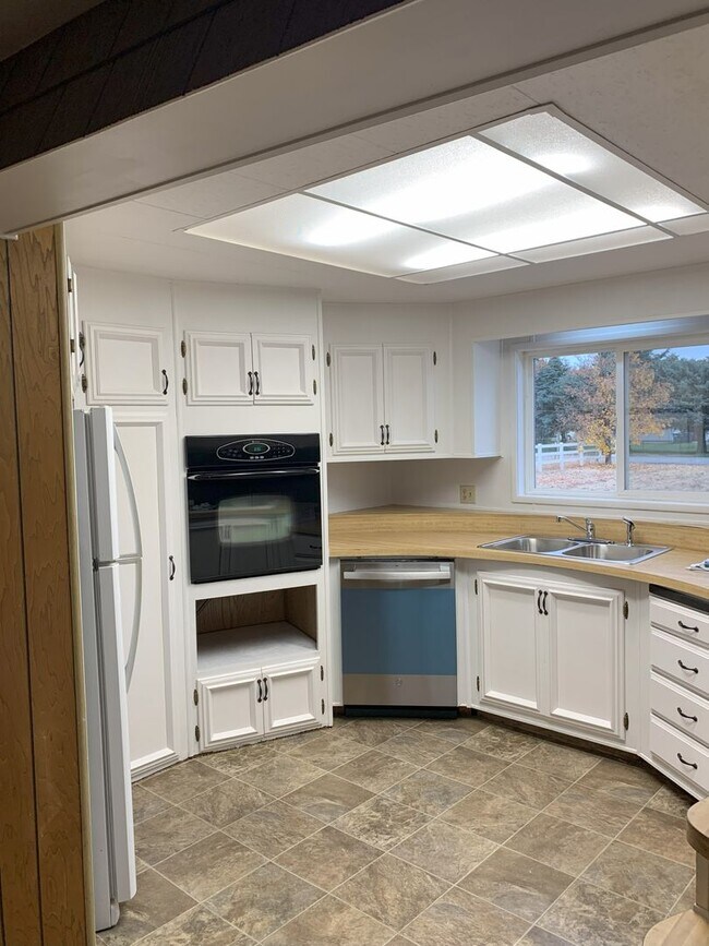 Building Photo - 2 bed 2 bath Greenacres