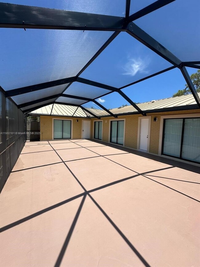 Building Photo - 5416 Eagle Lake Dr