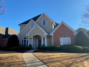 Building Photo - 7149 Mid Pines Dr