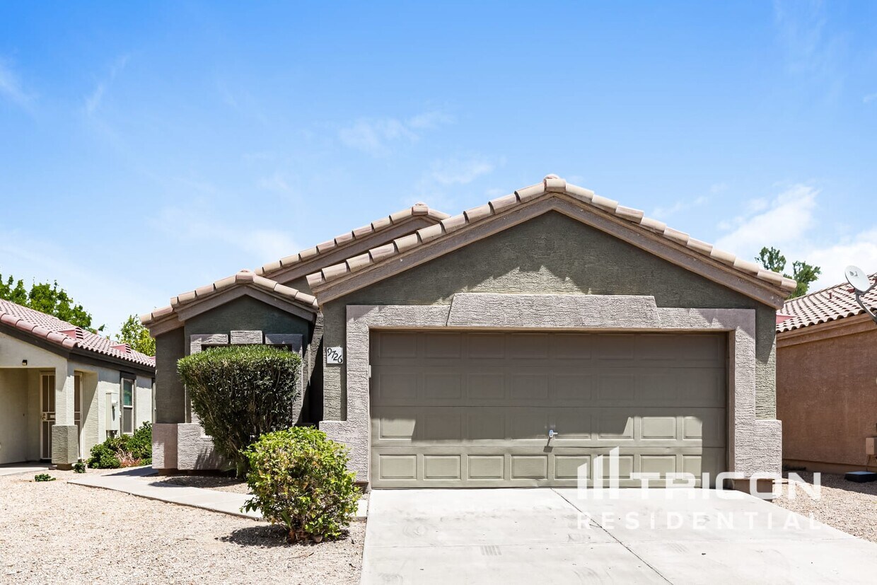Foto principal - 9726 E Butte St