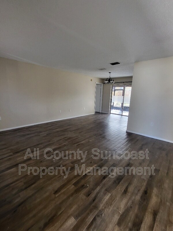 Building Photo - 2606 Country Grove Blvd