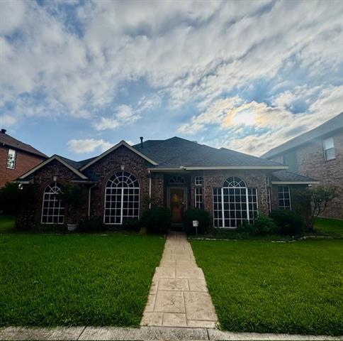 Foto del edificio - 5037 Ridgecrest Dr