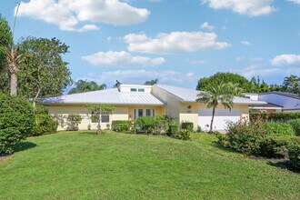 Building Photo - 13760 Sand Crane Dr