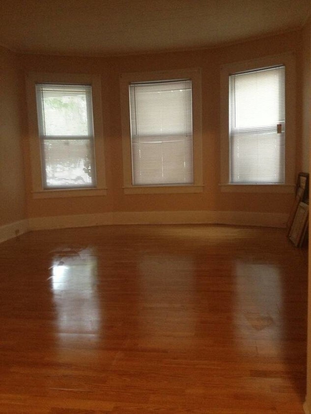 1401 Park Ave, Bridgeport, CT 06604 Apartments in Bridgeport, CT