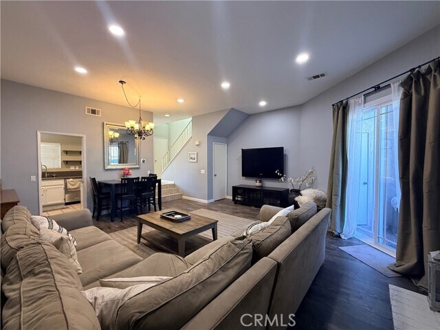 Foto del edificio - 24337 Val Verde Ct