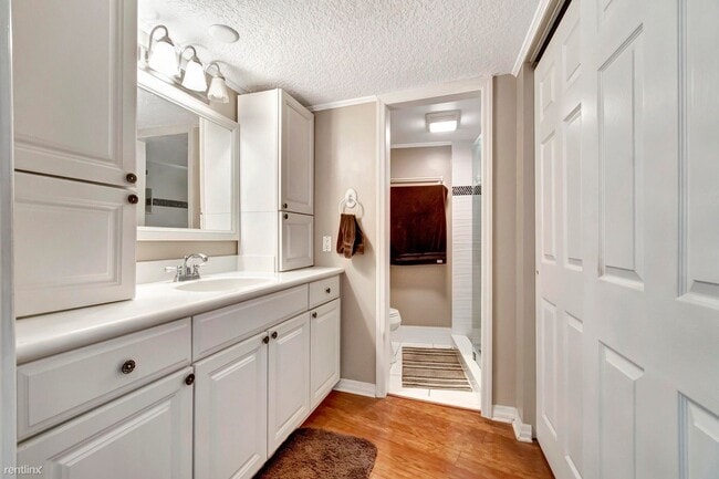 Building Photo - 2 br, 2 bath House - 2424 N Federal Hwy Ap...