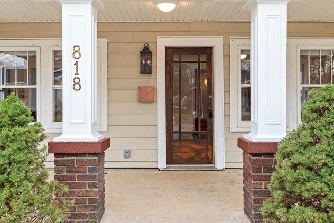 Foto del edificio - 818 Stafford St