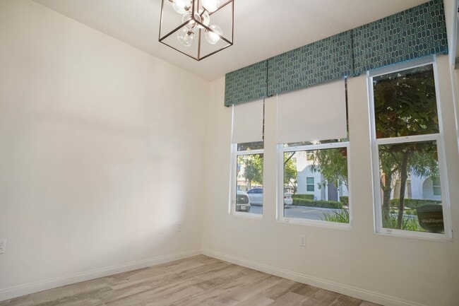 Building Photo - Like New 3 Bedroom, 3.5 Bath at Otay Ranch...
