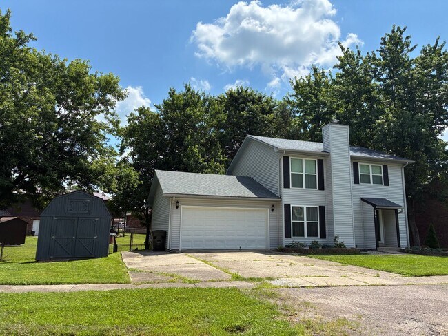 Foto del edificio - 964 Timberwood Dr
