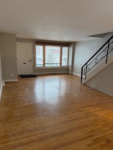 Foto del edificio - 5411 Houghton Pl