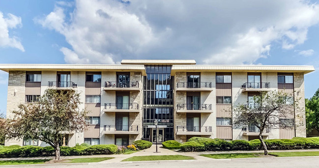 Building Photo - Imperial Tower Apartments