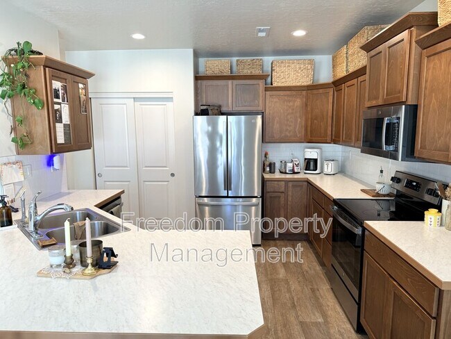 Building Photo - 4311 Durban Ct