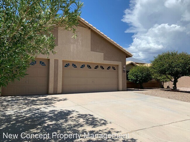 Building Photo - 4 br, 2 bath House - 8142 S Via De Las Est...