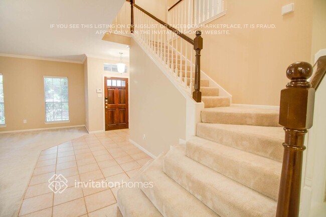 Building Photo - 7822 Heather Heights Way