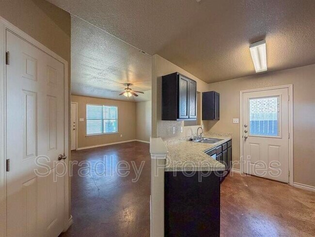 Foto del edificio - 1534 Brazos Rd