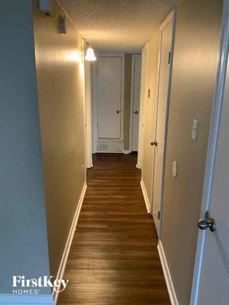 Foto del edificio - 6630 Windflower Ln