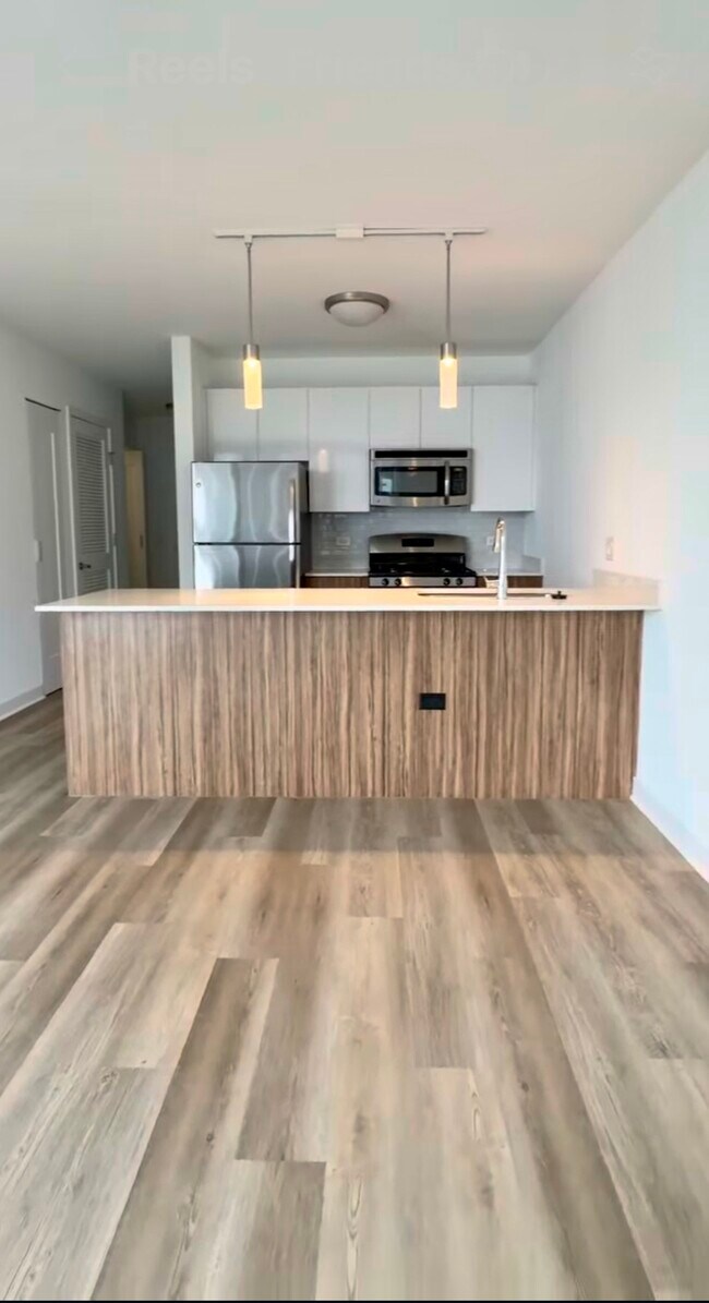 Foto del edificio - 322 N Orleans St