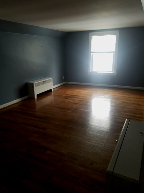 Building Photo - 6 Newton St